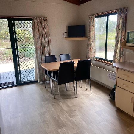 Victoria Lake Holiday Park シェパートン エクステリア 写真