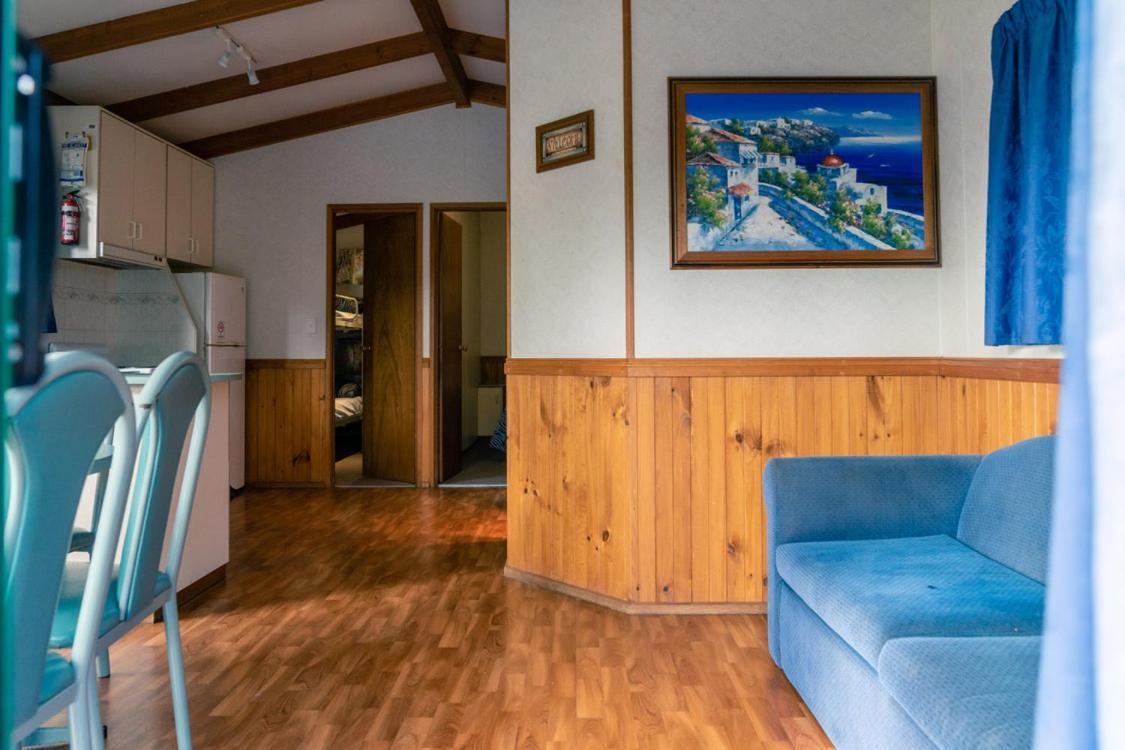 Victoria Lake Holiday Park シェパートン エクステリア 写真