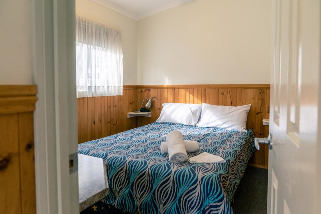 Victoria Lake Holiday Park シェパートン エクステリア 写真